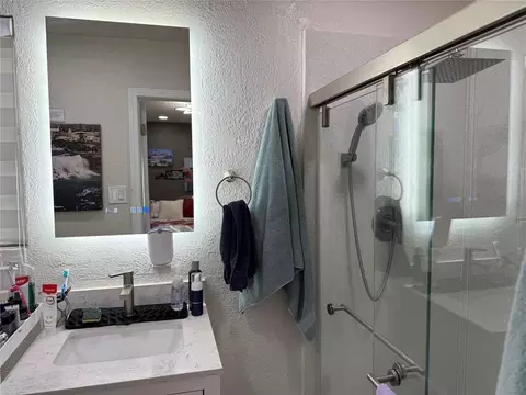 Bath - 1301 Vine St, Norman, OK 73072 photo 1 of 2