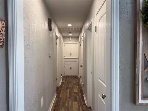 Entry Way - 1301 Vine St, Norman, OK 73072 photo 2 of 3