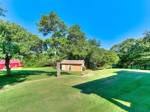 Exterior - 9708 Deep Fork Dr, Norman, OK 73026 photo 4 of 6