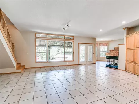 Living - 9708 Deep Fork Dr, Norman, OK 73026 photo 3 of 9