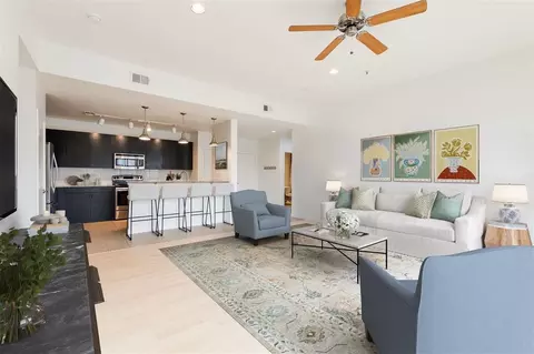 401 E Boyd St #205, Norman, OK 73069