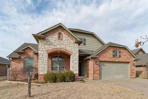 18425 Las Meninas Dr, Edmond, OK 73012