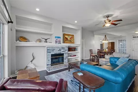 1905 Fox Hunt Ln, Edmond, OK 73003