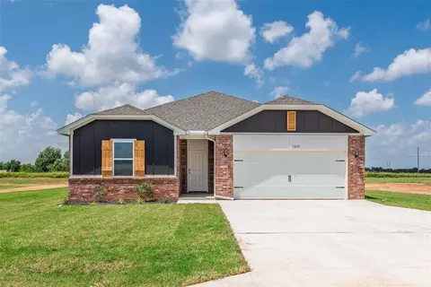 1018 Prairie Dr, Tuttle, OK 73089