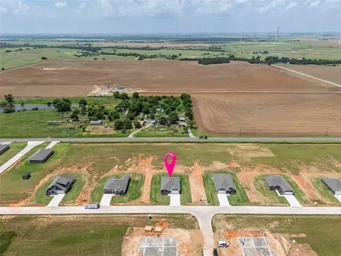 View/Area - 1018 Prairie Dr, Tuttle, OK 73089 photo 7 of 8
