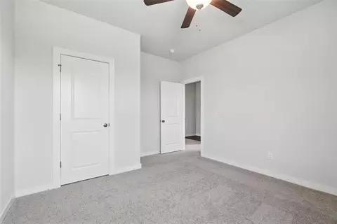 Bedroom - 1018 Prairie Dr, Tuttle, OK 73089 photo 5 of 7