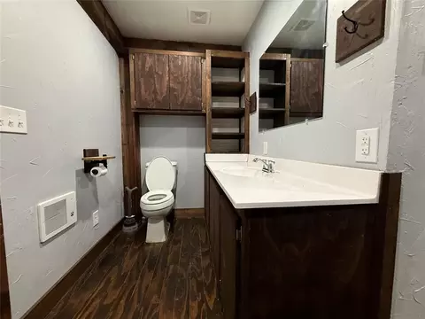 Bath - 312 E 7th St, Paden, OK 74860 photo 1 of 5