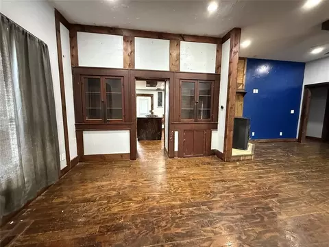 Living - 312 E 7th St, Paden, OK 74860 photo 3 of 3