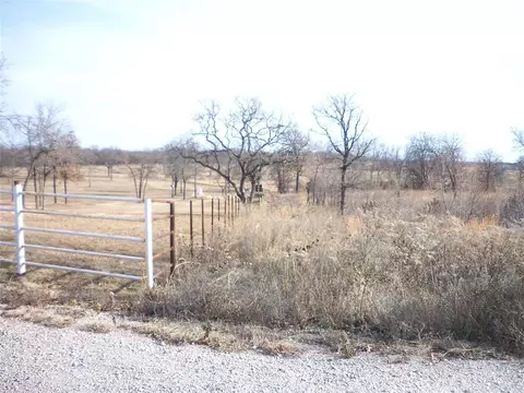 34233 Green Valley Rd, Wanette, OK 74878
