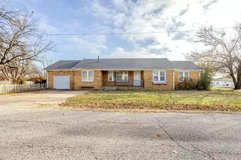 2401 N Bell Ave, Shawnee, OK 74804