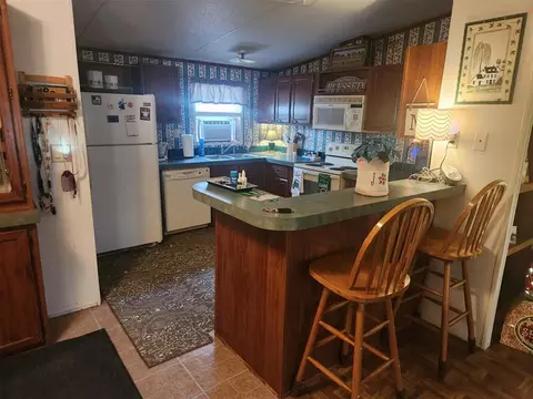 Kitchen - 314 Pine St, Wilson, OK 73463 photo 1 of 2