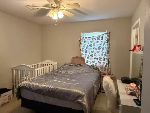 Bedroom - 508 E Wallace St, Shawnee, OK 74801 photo 1 of 1