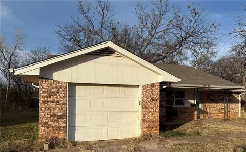 508 E Wallace St, Shawnee, OK 74801