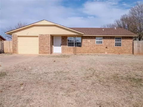 217 Cherokee St, Geronimo, OK 73543 photo 1