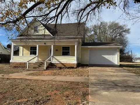 308 S Cordell St, Cordell, OK 73632