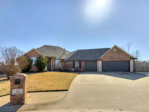 52 NW Cypress St, Piedmont, OK 73078