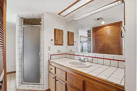 Bath - 1722 N Myers Rd, Apache, OK 73006 photo 1 of 2