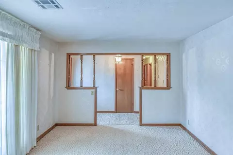 Living - 1801 Thorton St, Norman, OK 73069 photo 2 of 8