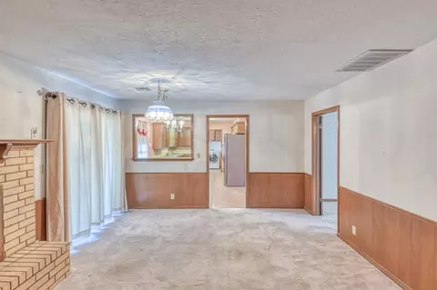 Living - 1801 Thorton St, Norman, OK 73069 photo 5 of 8