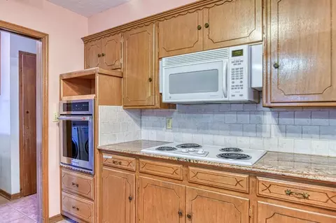 Kitchen - 1801 Thorton St, Norman, OK 73069 photo 5 of 7