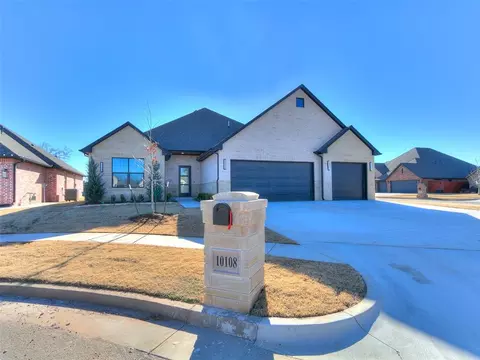 10108 SW 25th Ct, Yukon, OK 73099