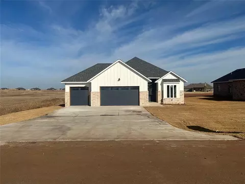 29763 Jade St, Cashion, OK 73016