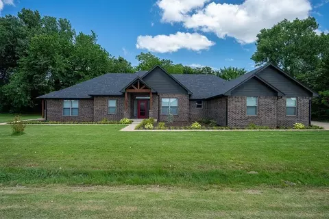224 N Richard Ter, Mustang, OK 73064