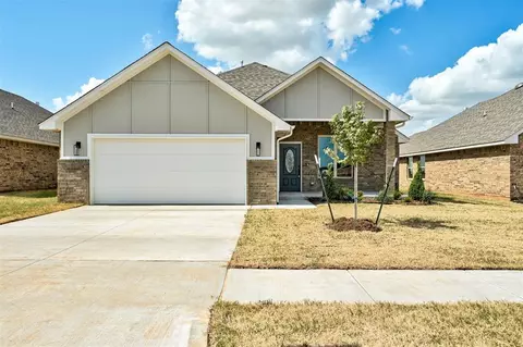 9308 NW 143rd St, Yukon, OK 73099