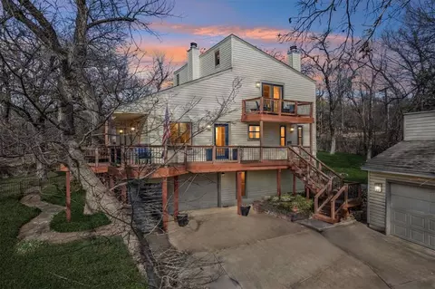 2705 Rambling Rd, Edmond, OK 73025