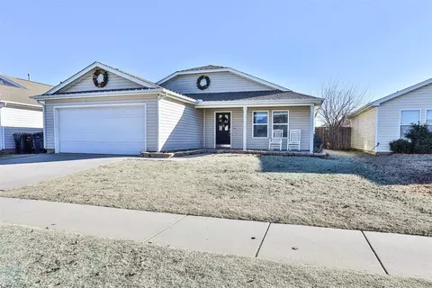 15604 Camellia Rd, Oklahoma City, OK 73170