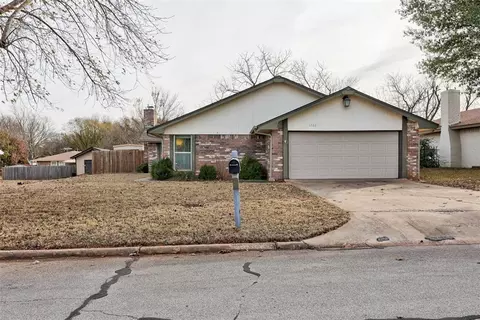 1222 W Churchill Blvd, Purcell, OK 73080