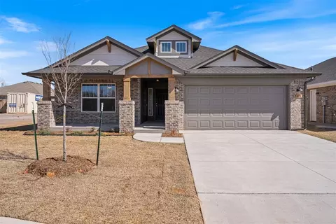 364 Rock Hollow Rd, Harrah, OK 73045