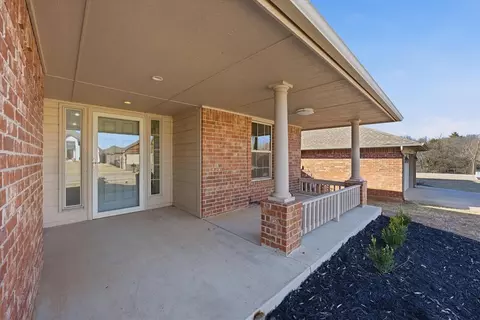 508 Dena Dr, Norman, OK 73071 photo 4