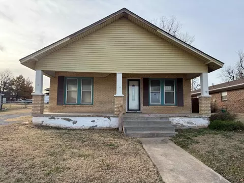203 N Rush Ave, Rush Springs, OK 73082