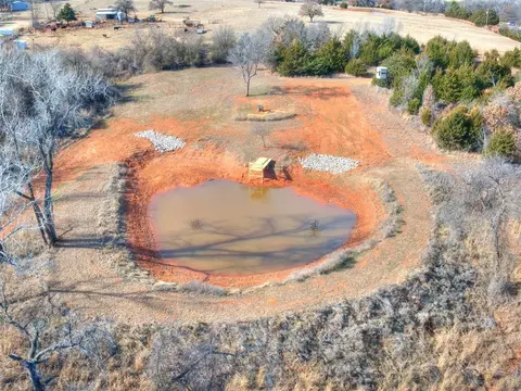 1082 Red Bird Gln, Blanchard, OK 73010