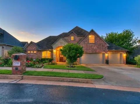 2701 Century Dr, Edmond, OK 73013