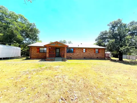 8418 Brownfield St, Norman, OK 73026