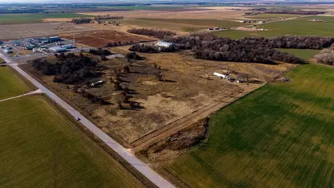 15195 N Ranch Rd, Calumet, OK 73014