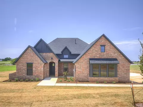 6881 Lake View Ct, Cashion, OK 73016