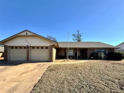 2803 Desirae Dr, Chickasha, OK 73018
