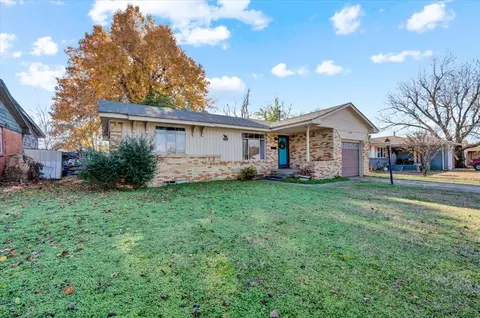 5416 NW 46th Ter, Warr Acres, OK 73122
