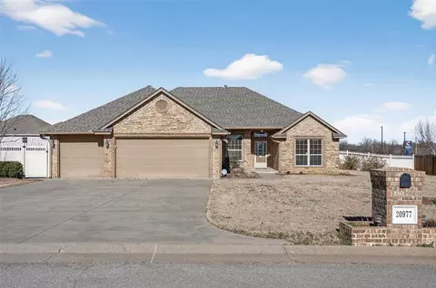 20977 Fall Creek Dr, Harrah, OK 73045