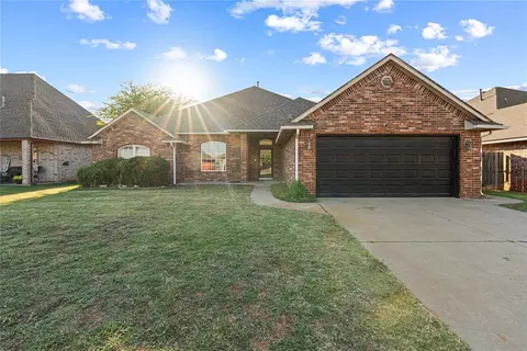 13921 Korbyn Dr, Yukon, OK 73099