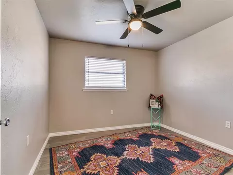 Bedroom - 912 Eufaula St, Norman, OK 73071 photo 1 of 7