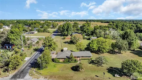 1200 E Smith, Stratford, OK 74872