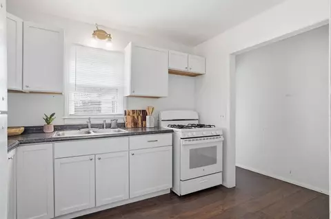 Kitchen - 1016 E Pecan St, Altus, OK 73521 photo 1 of 3