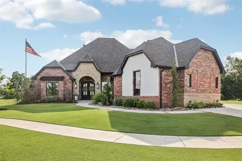 5813 Tiger Stone Dr, Mustang, OK 73064