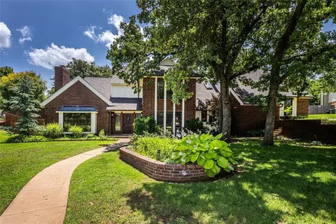 1504 Canary Pl, Edmond, OK 73034