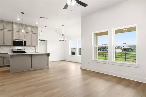 Living - 15801 Nighthawk Dr, Moore, OK 73170 photo 2 of 4