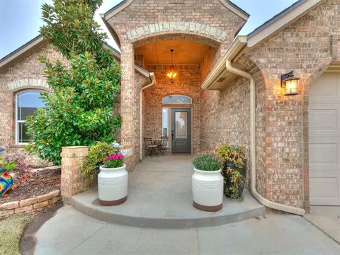 2200 Timber Rdg, Yukon, OK 73099